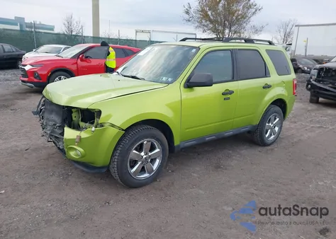 2012 Ford Escape Xlt z USA, uszkodzony, nr VIN 1FMCU9DG3CKC37924